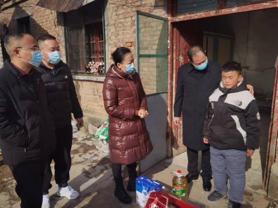 /"a6758eebcb9ed32fe2affd93ed35740/"