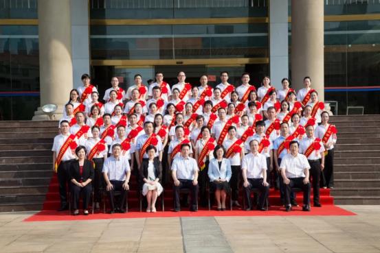 /"677c379d19c170f5f937fb10a2e1cef/"