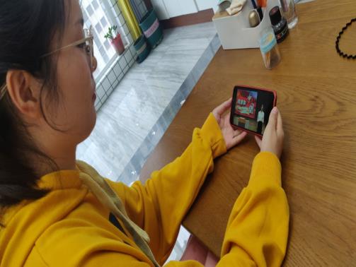 /"D://Desktop//新建文件夹//eb9bcafe5ee26277facb4211b43b76e.jpg/"