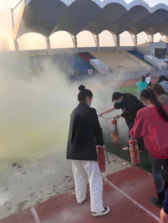 /"5757e8fbb04ec94cf0f6ea97058fefb/"